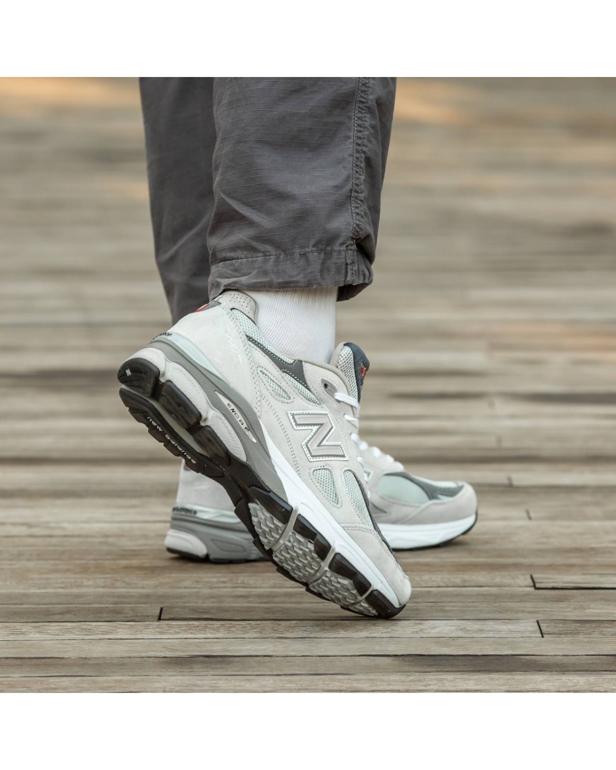 New Balance 990 v3 White Grey