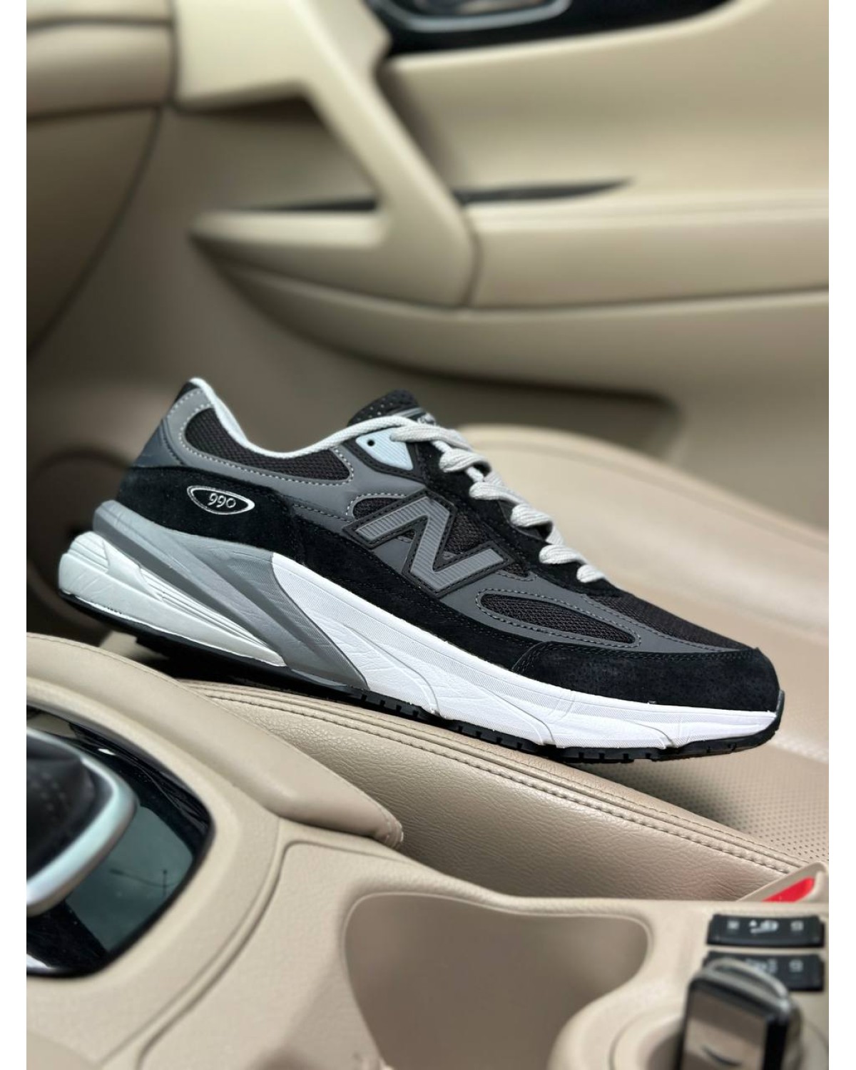 New Balance 990v6 Black White Grey