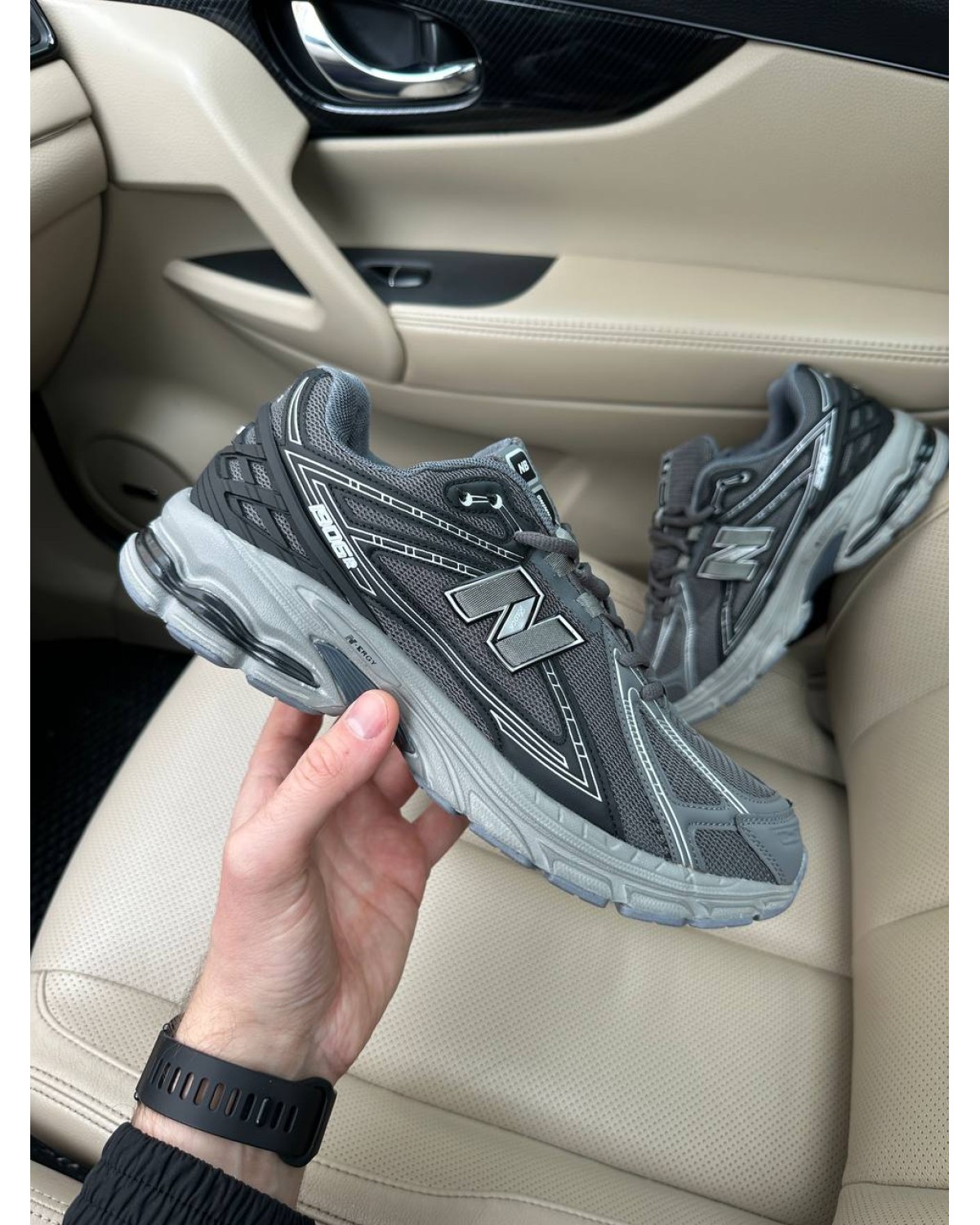 New Balance 1906R Grey Black