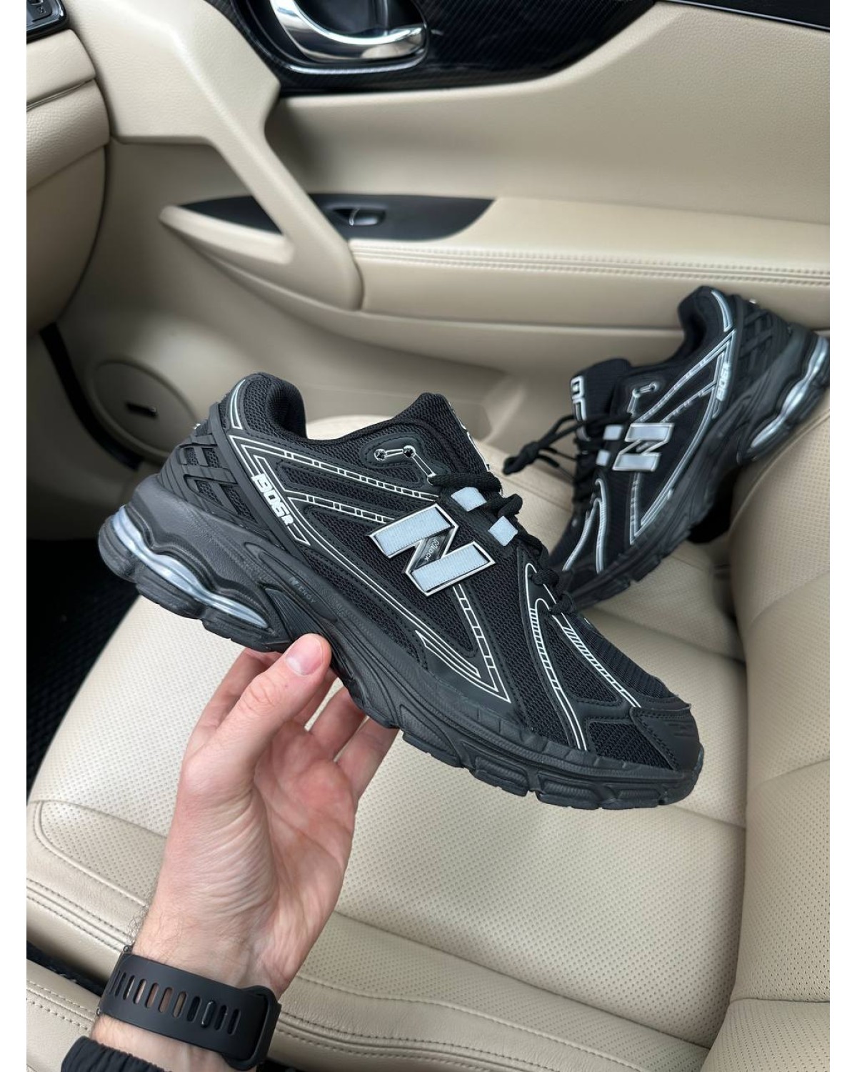 New Balance 1906R Black