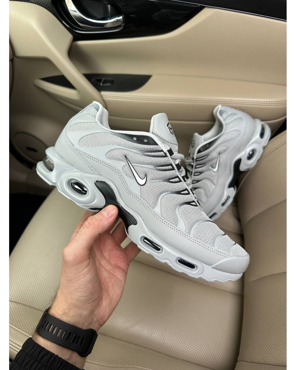 Nike Air Max Plus TN Grey