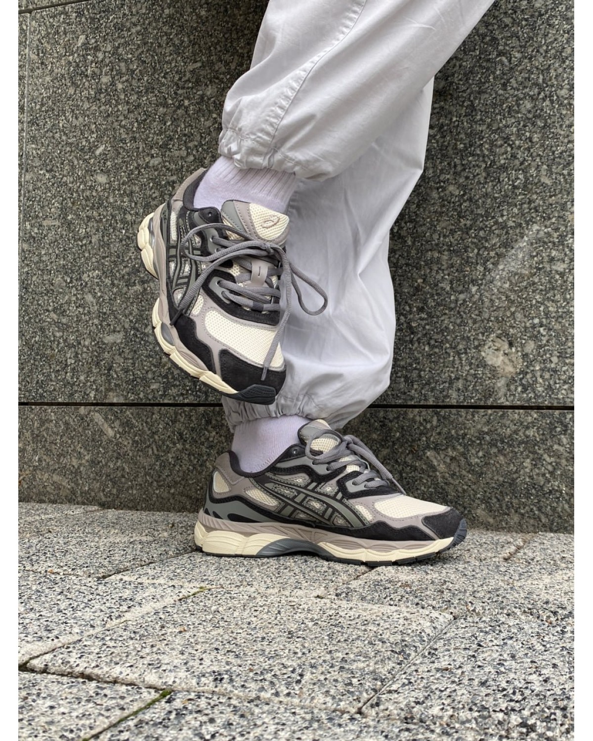 Asics Gel-NYC Beige/Brown
