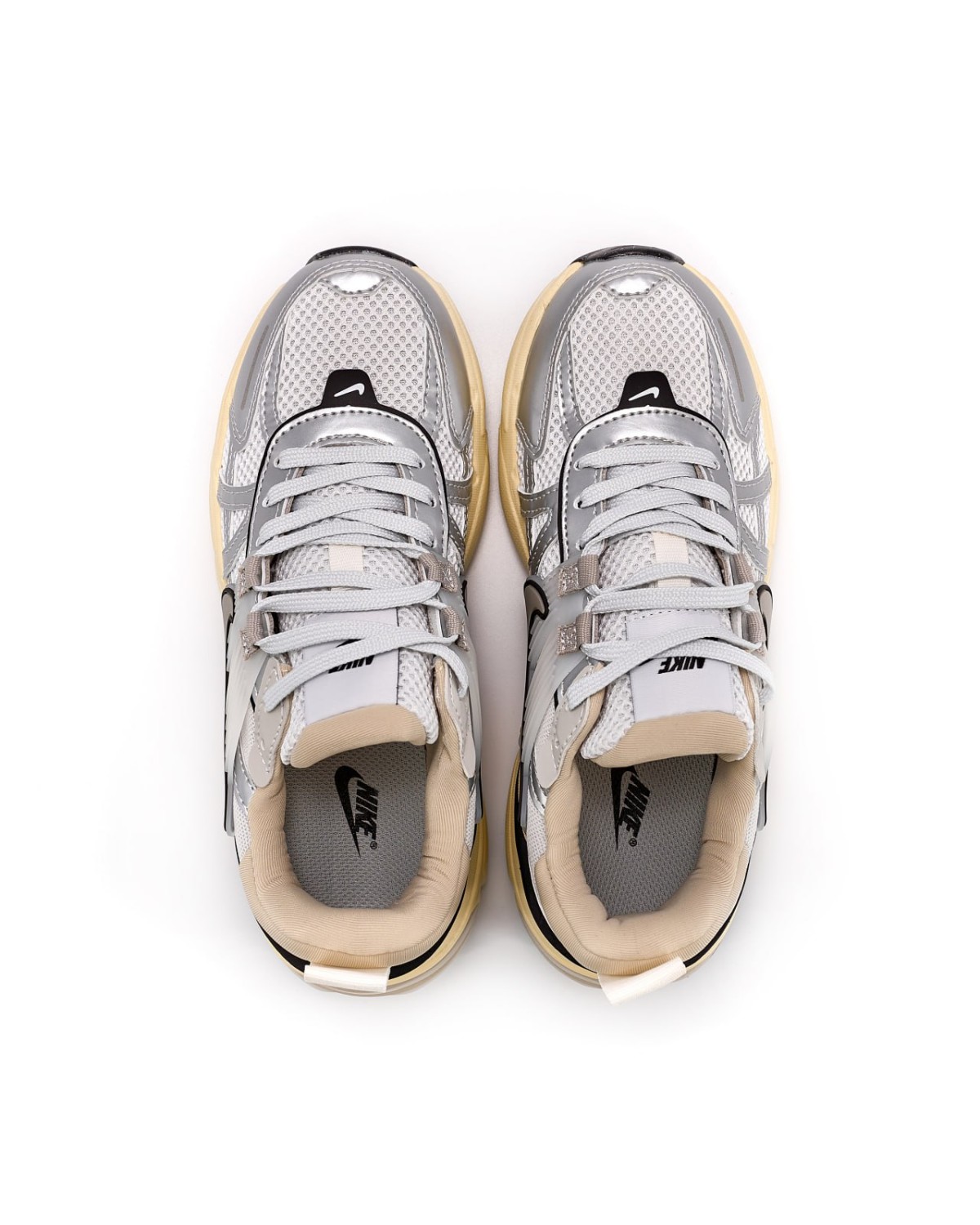 Nike V2K Runtekk White/Beige/Silver