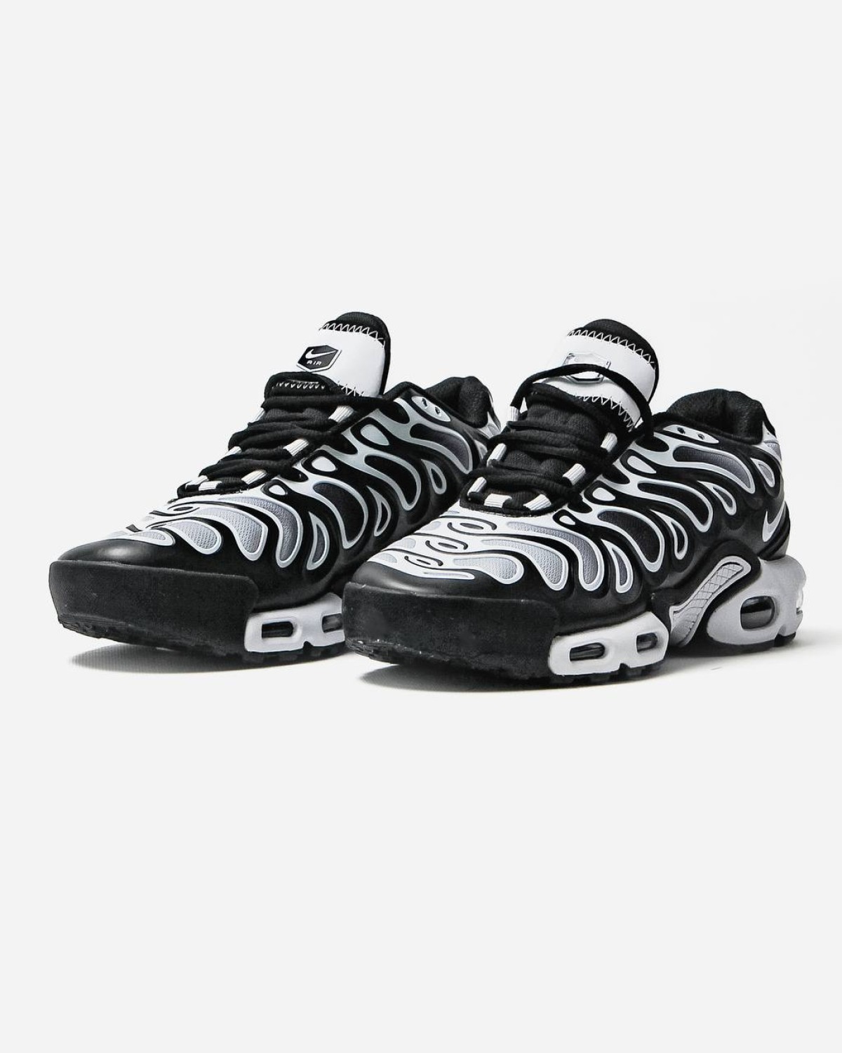 Nike Air Max Tn Plus Drift White Black