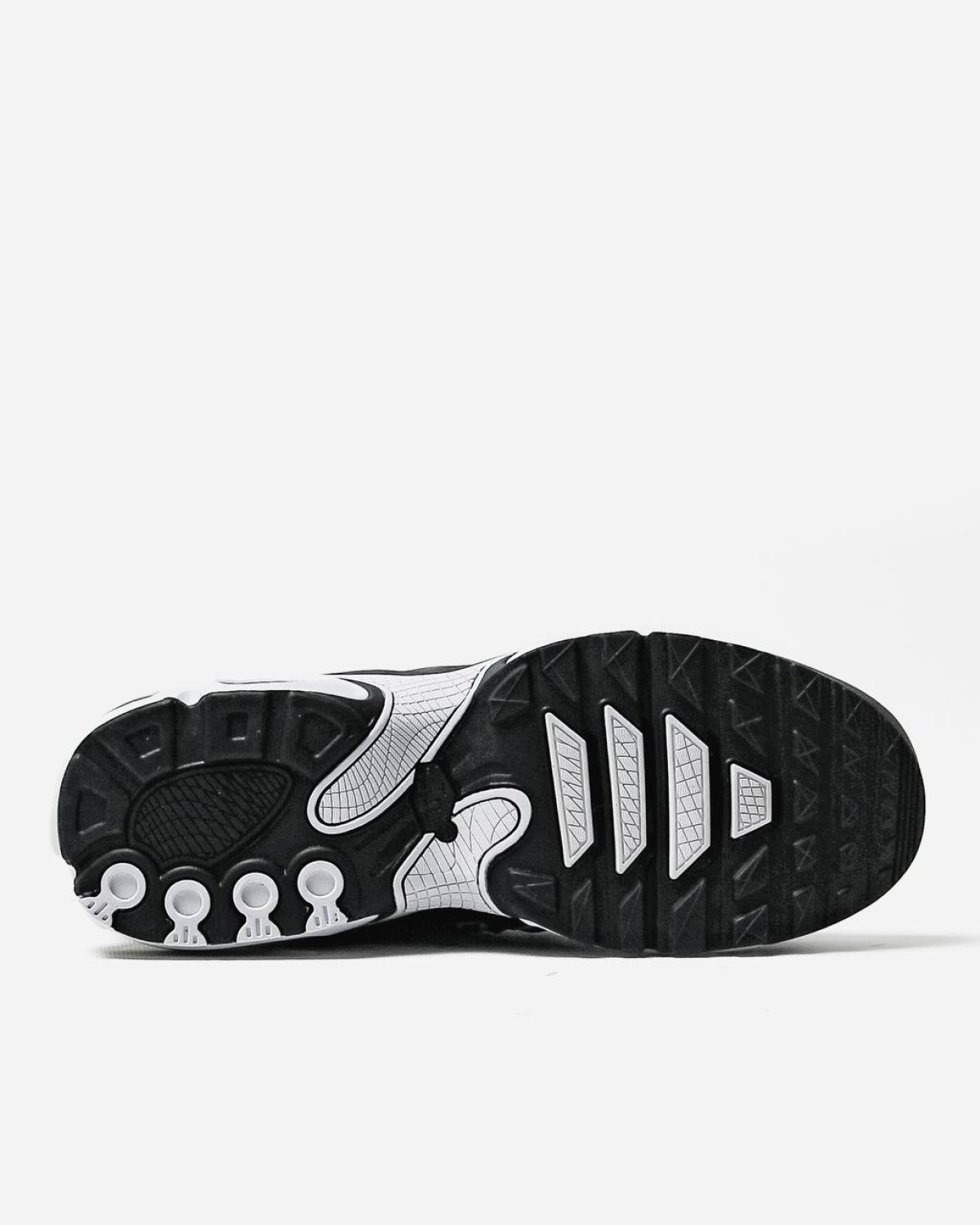 Nike Air Max Tn Plus Drift White Black