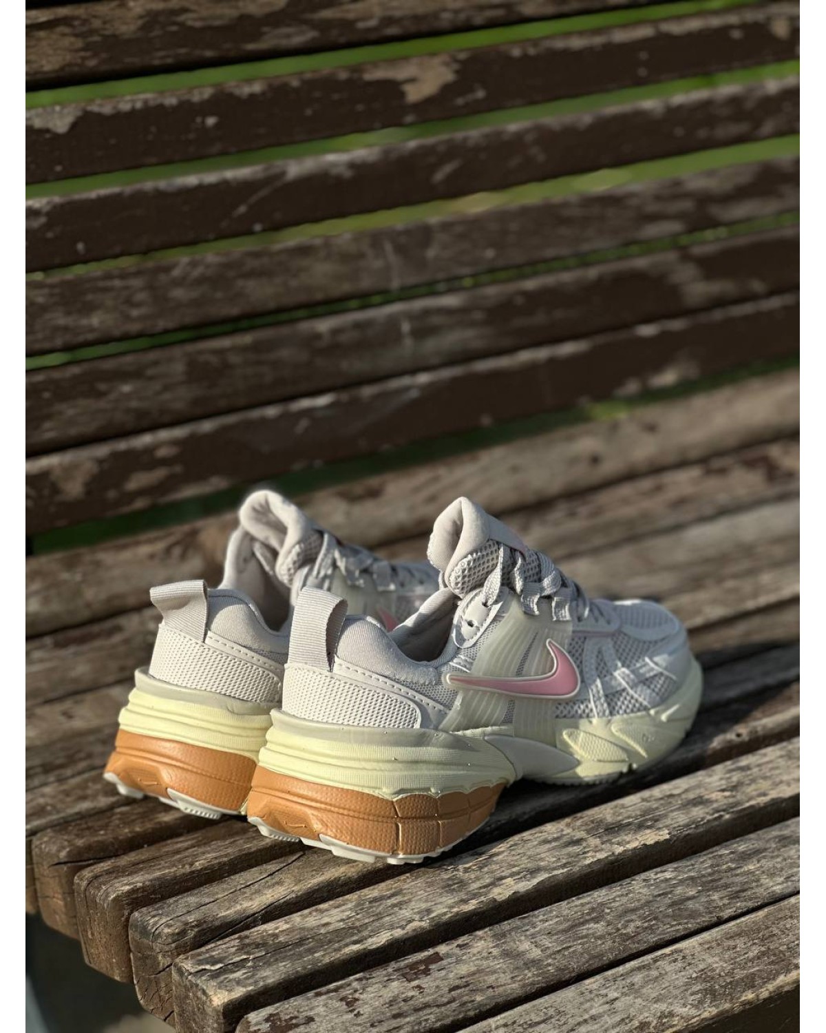 Nike Runtekk Beige Pink