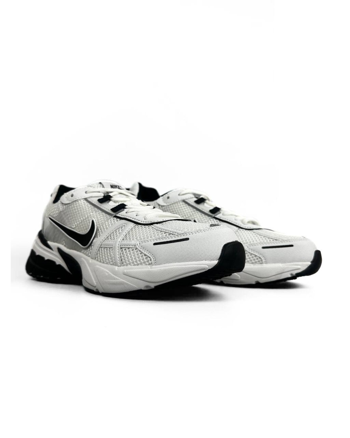 Nike Vomero 5 White Black