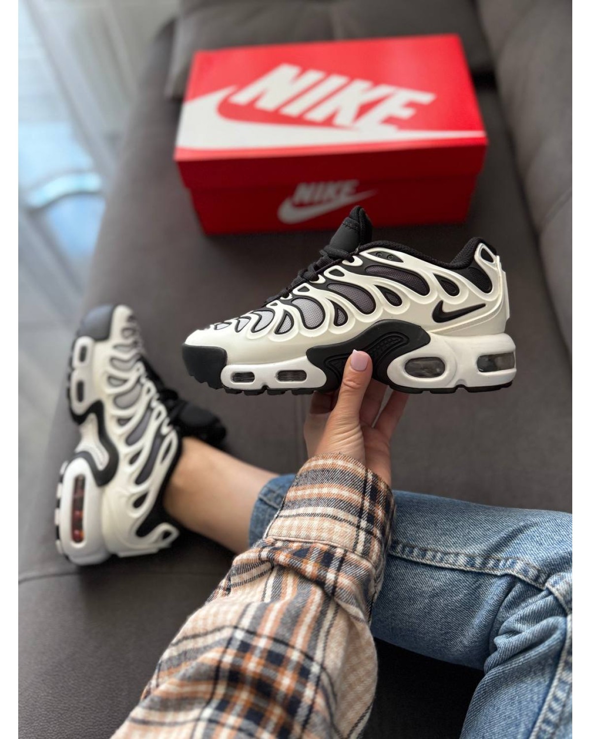 Nike Air Max TN Plus Drift White/Black