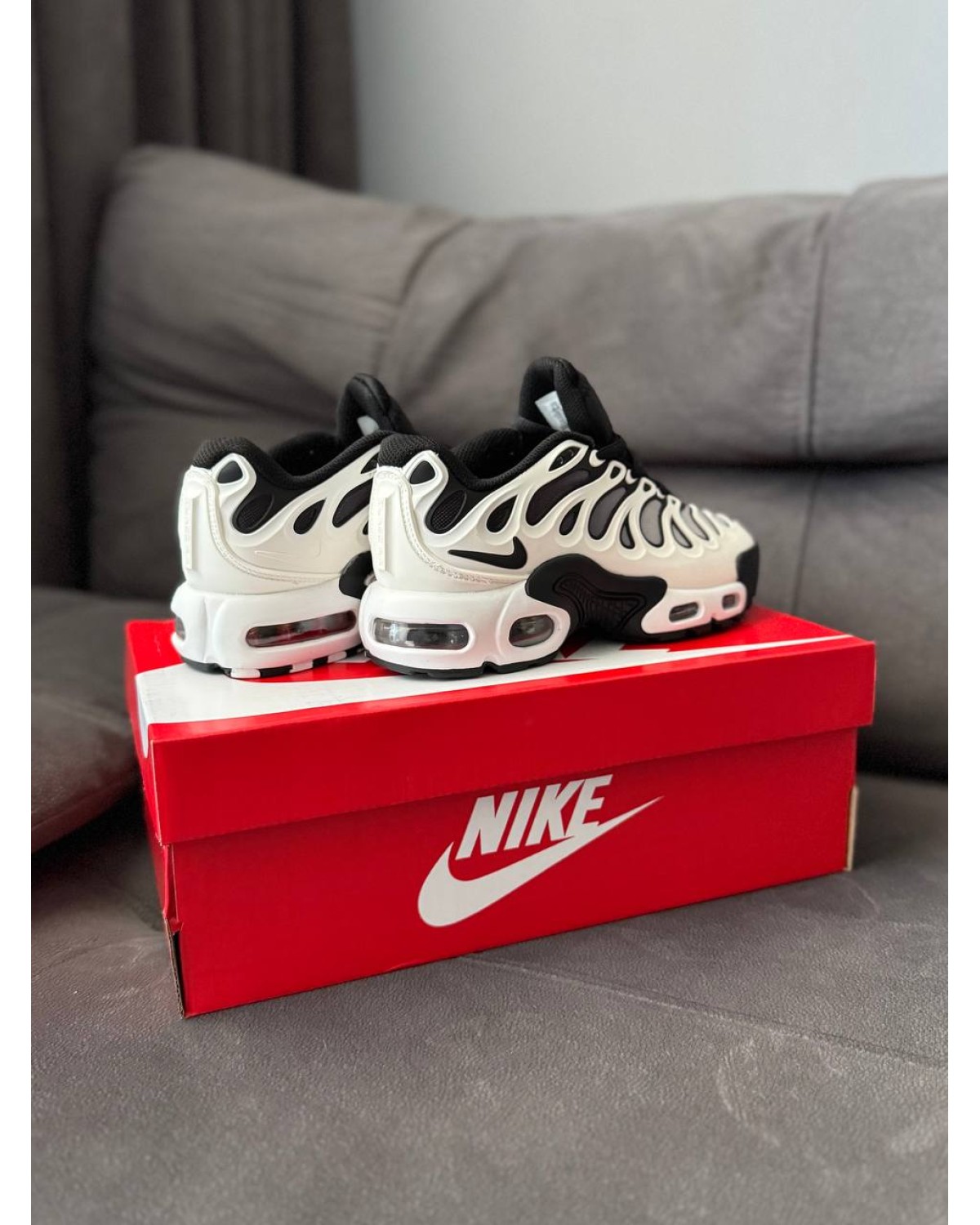 Nike Air Max TN Plus Drift White/Black
