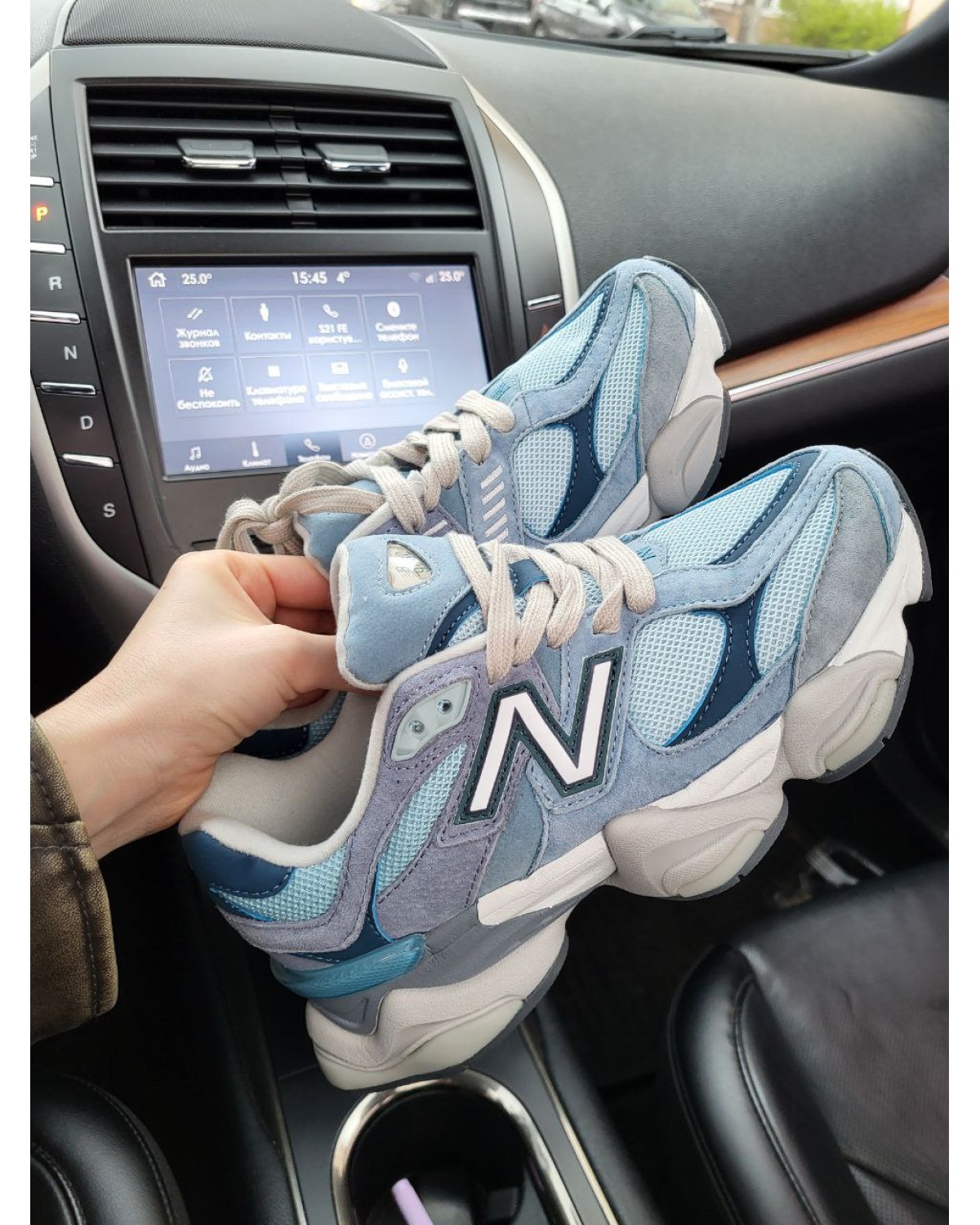 New Balance 9060 Blue