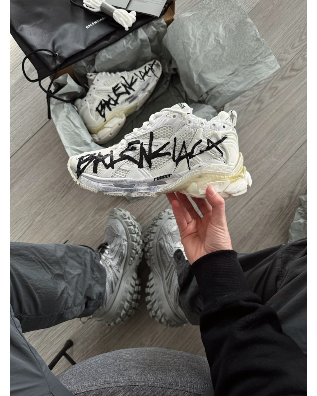 Balenciaga Sneaker Graffiti White