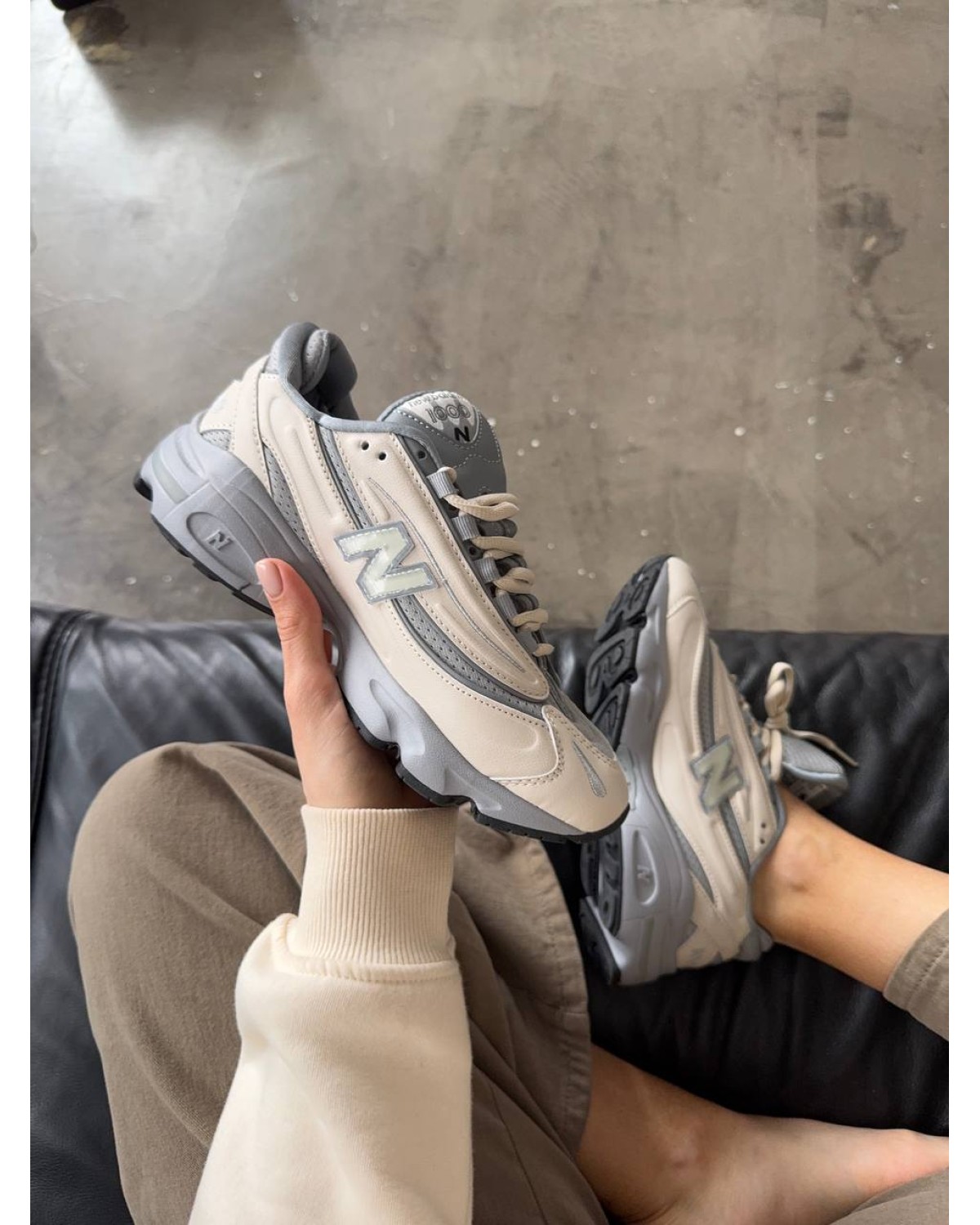New Balance 1000 Silver