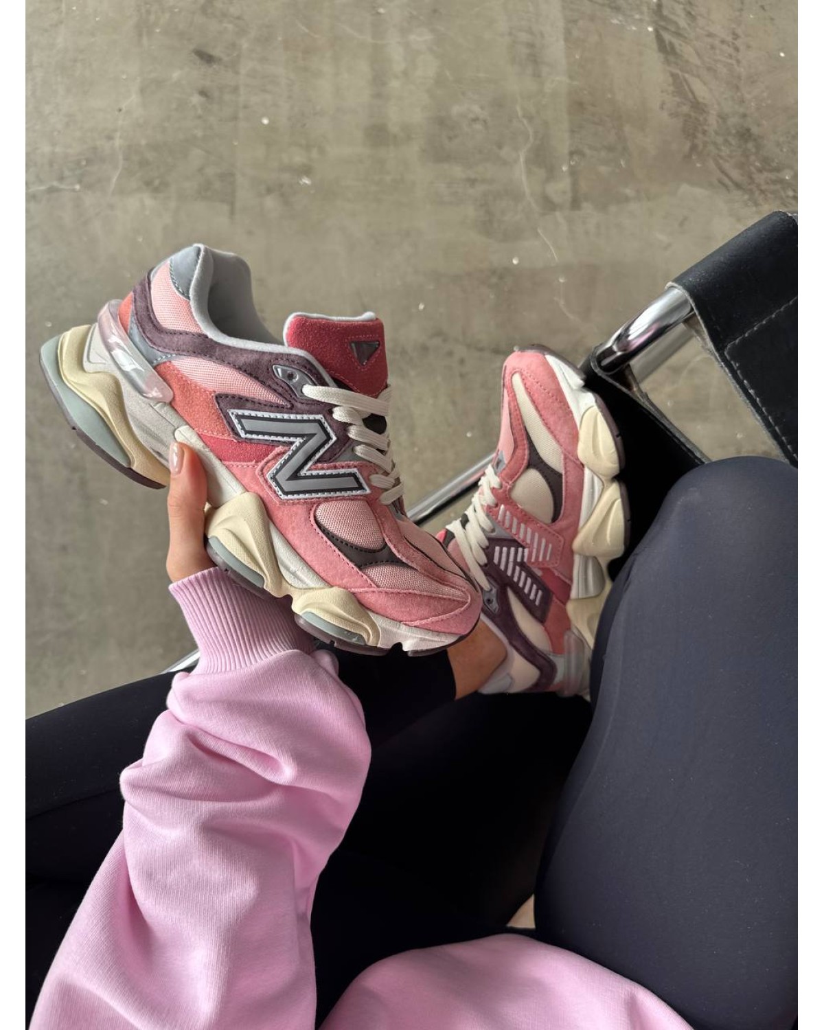 New Balance 9060 Cherry Blossom