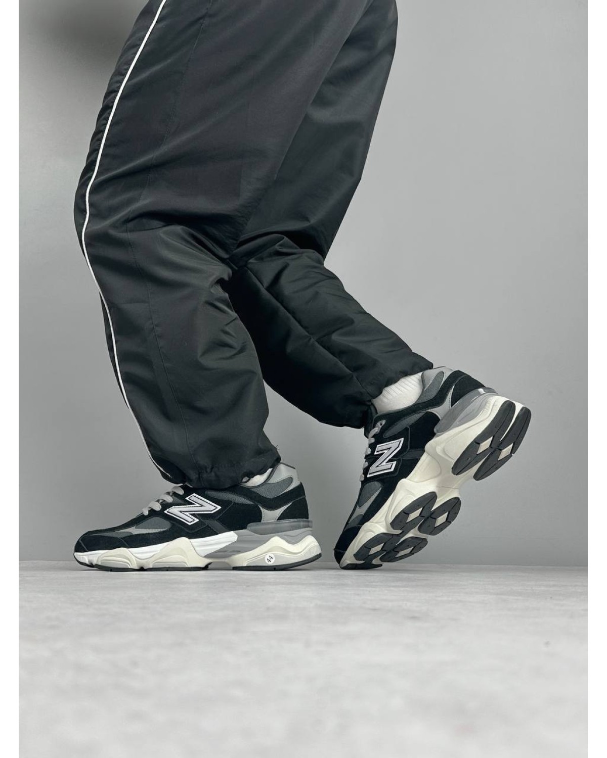 New Balance 9060 Black Grey White