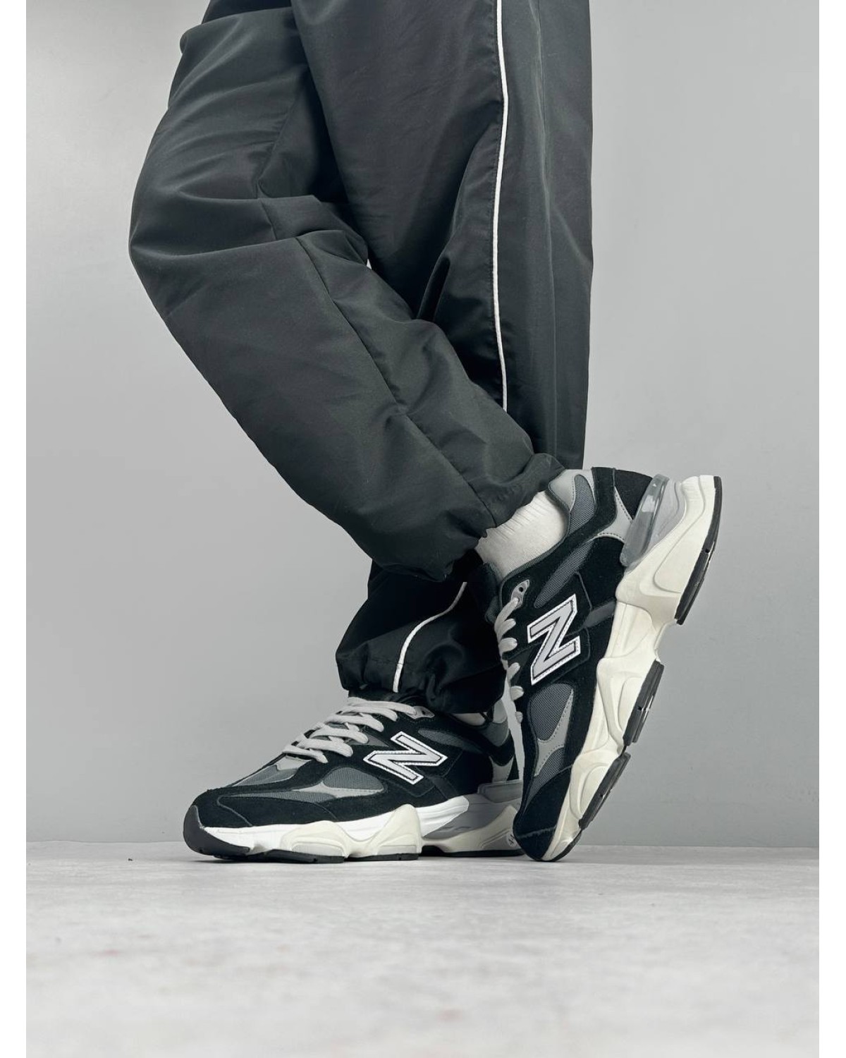 New Balance 9060 Black Grey White
