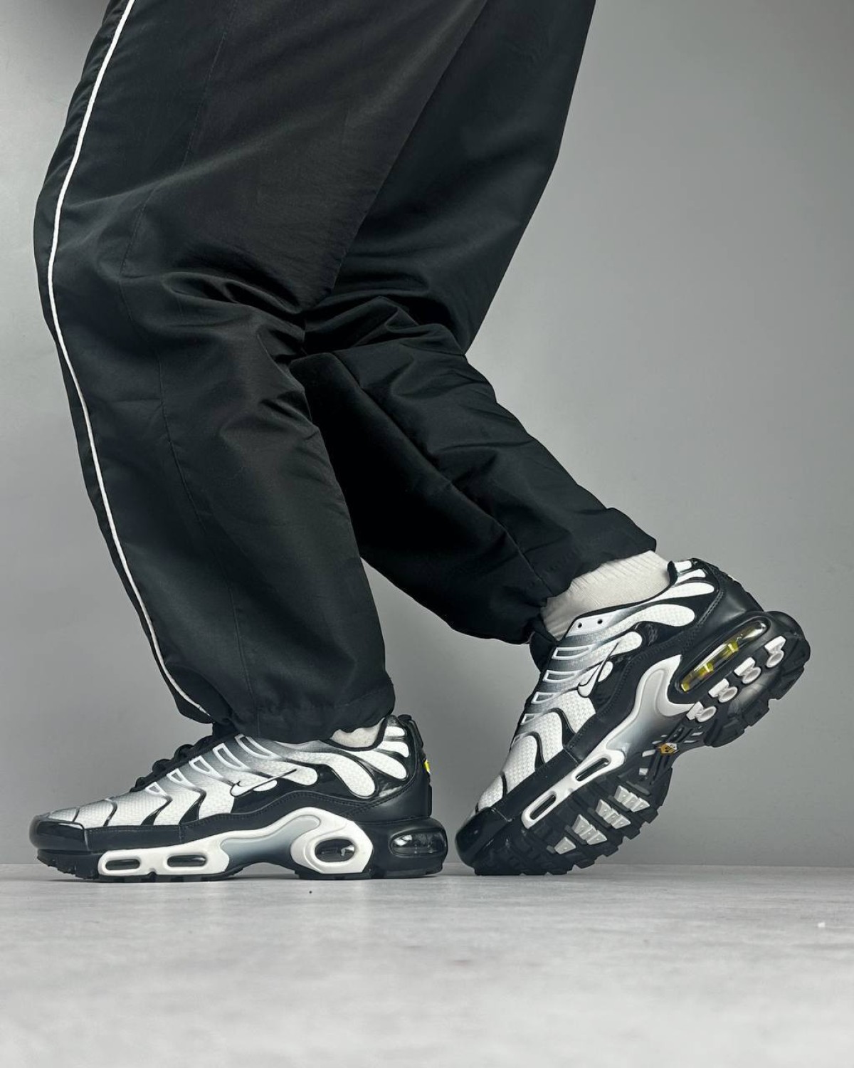 Nike Air Max Plus TN Black Silver White