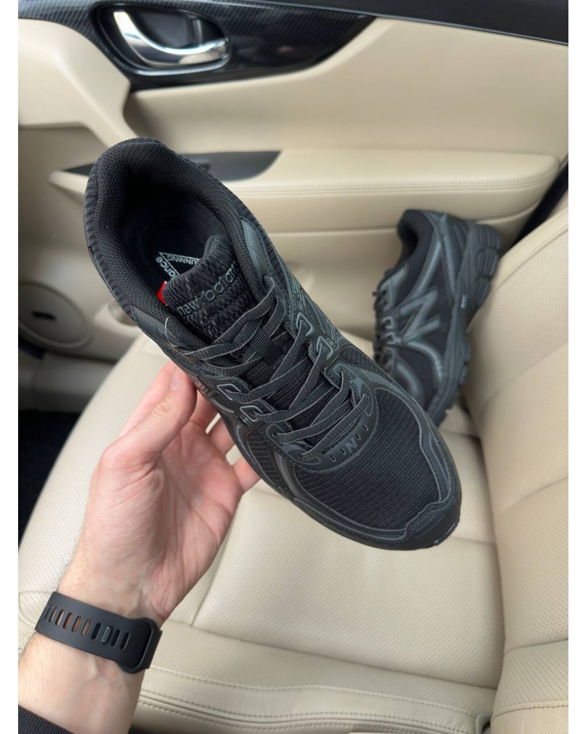 New Balance 860v2 Black