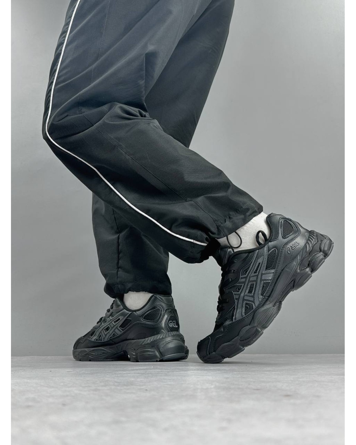 Asics Gel-NYC Black Edition