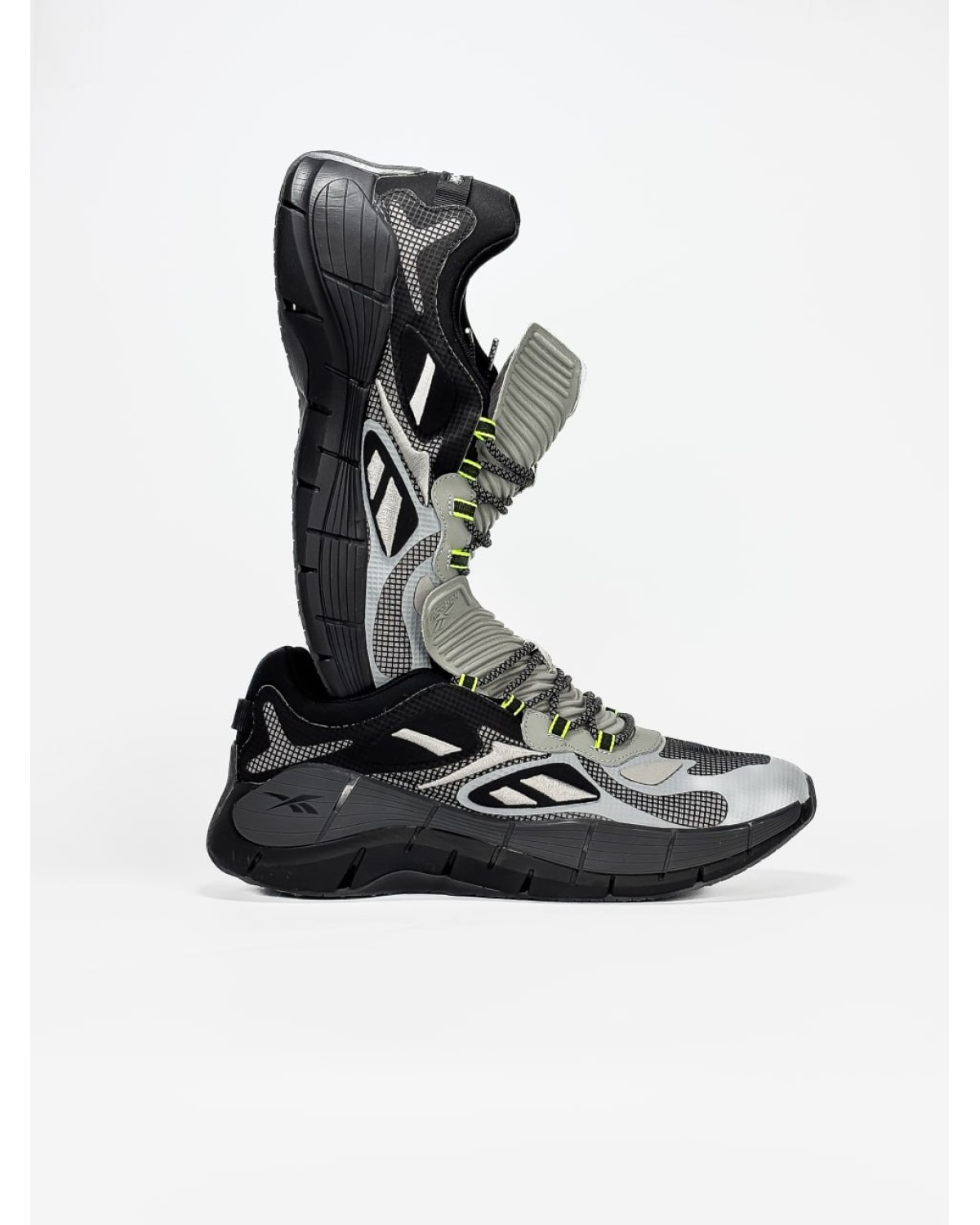 Reebok Zig Kinetica Gray Black