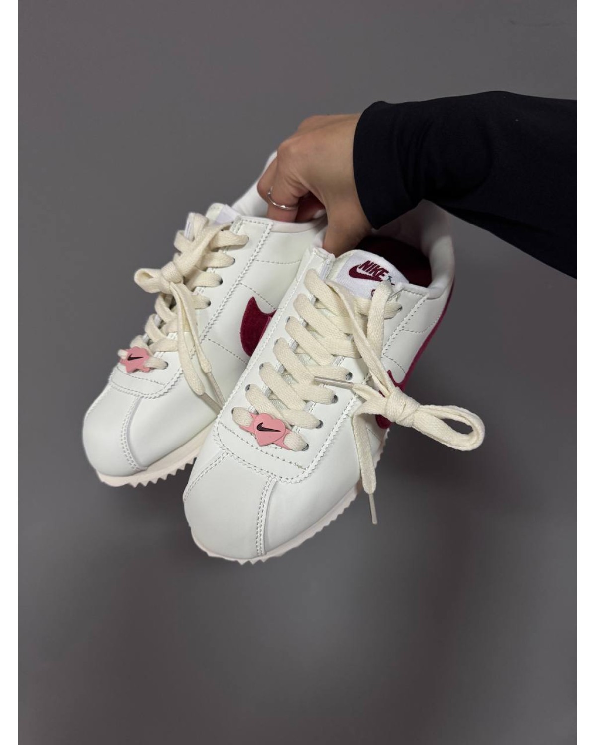 Nike Cortez White / Red Heart