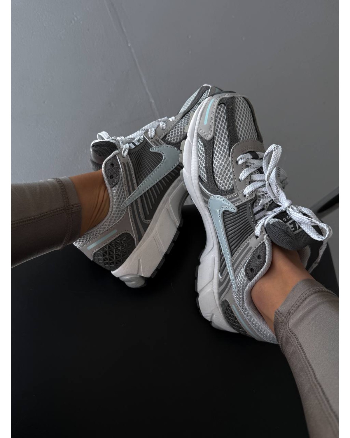 Nike Zoom Vomero 5 Cobblestone Flat Pewter