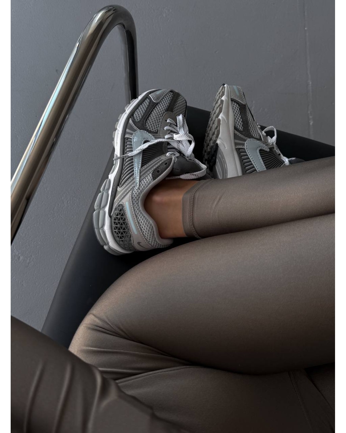 Nike Zoom Vomero 5 Cobblestone Flat Pewter