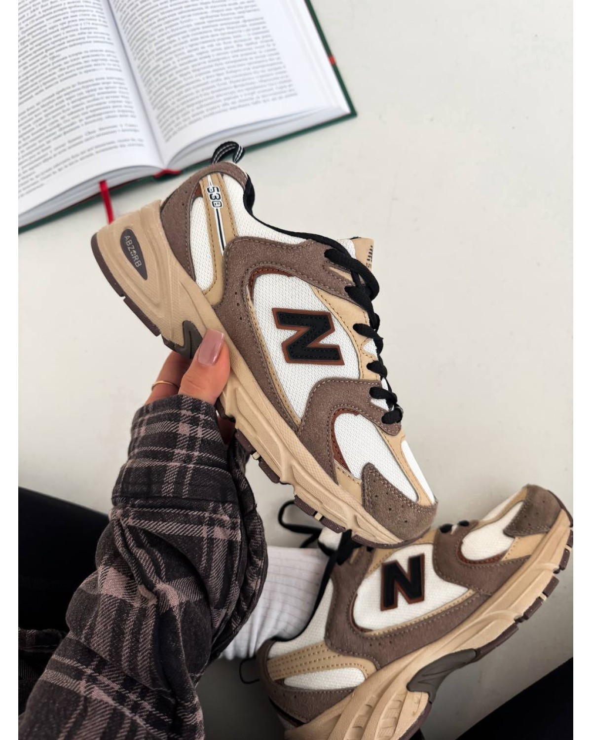 New Balance 530 Brown