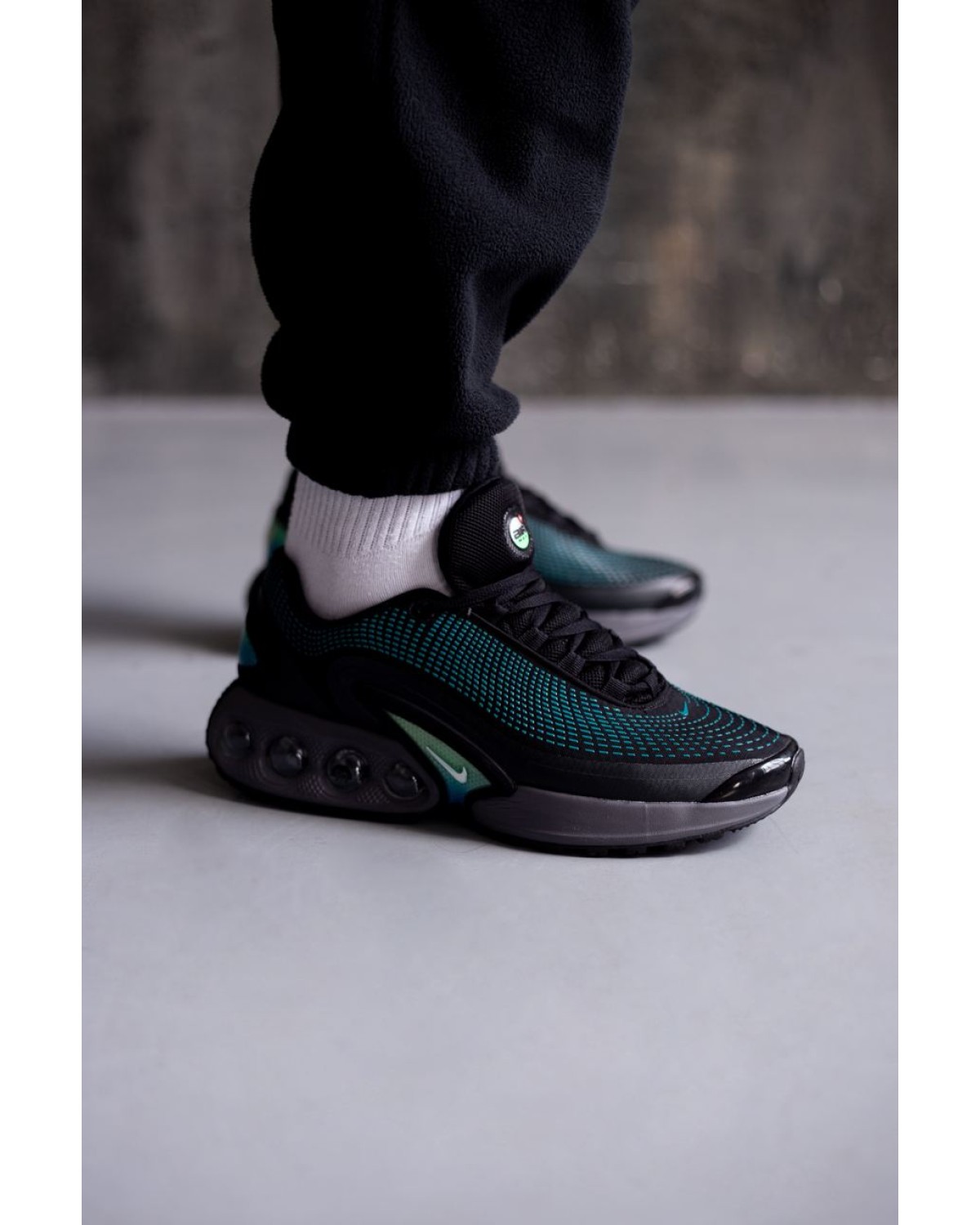 Nike Air Max DN Black/White-Hyper Cobalt-Rage Green