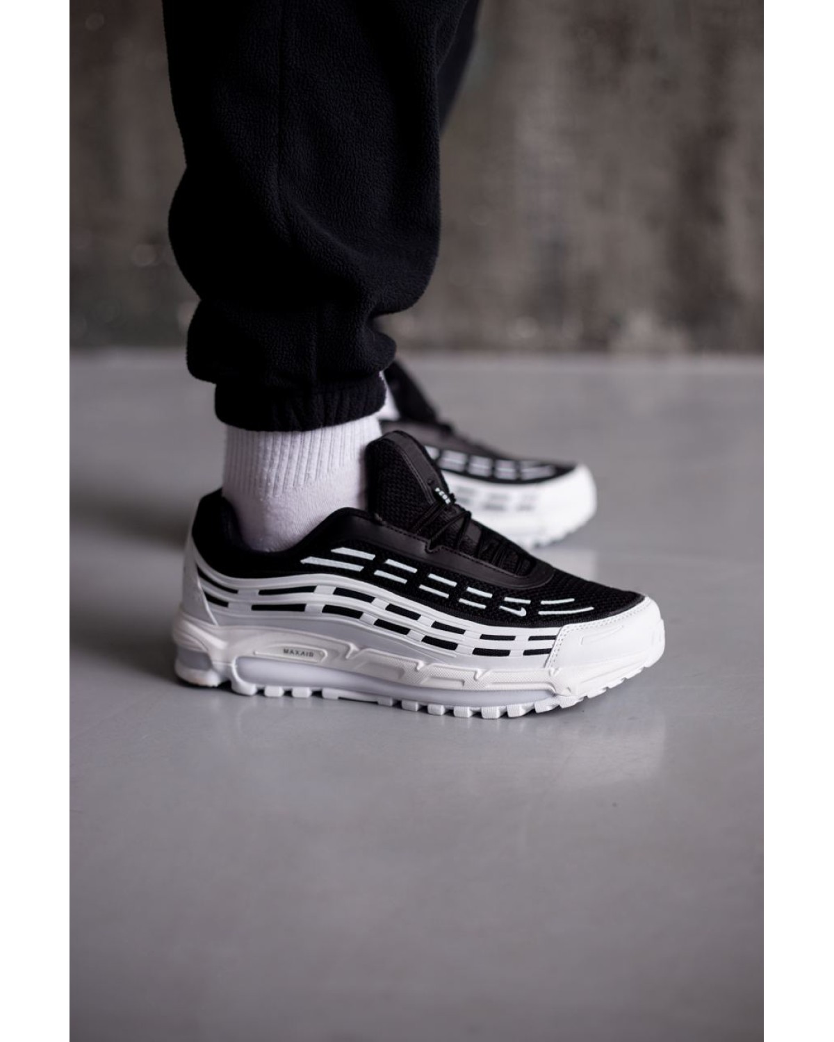 Nike Air Max DN Black/White-Hyper Cobalt-Rage Green