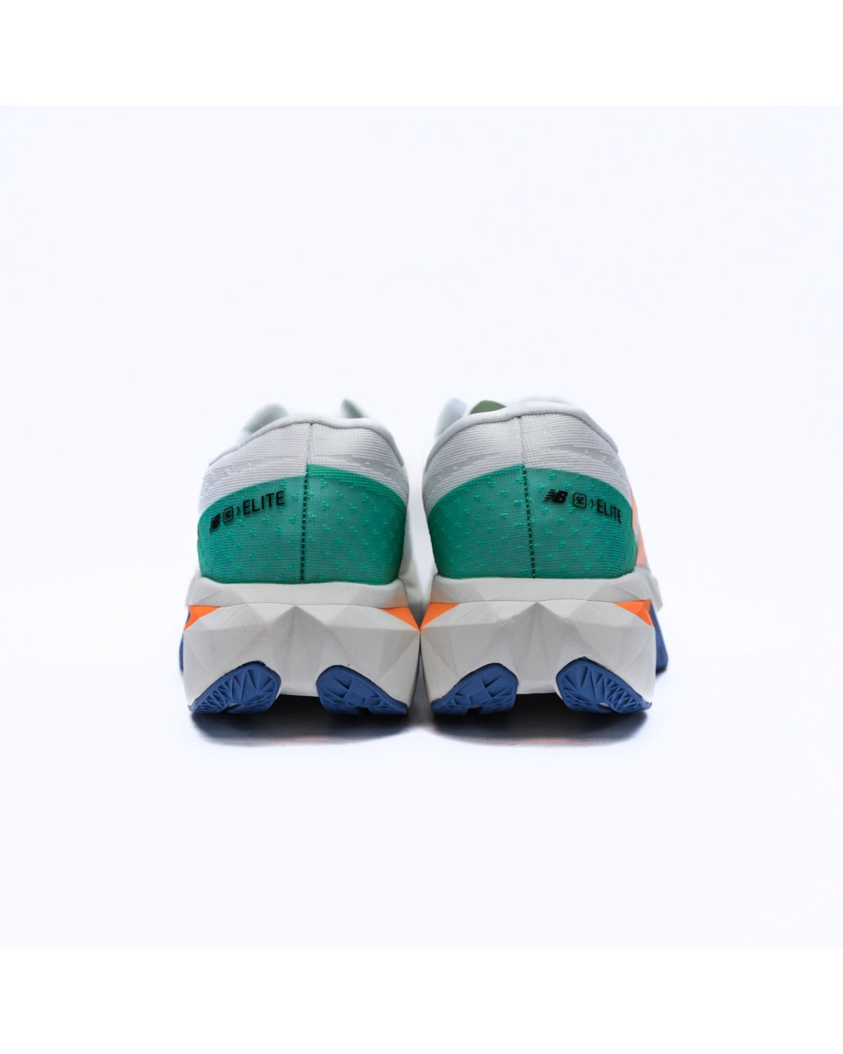 New Balance Elite V4