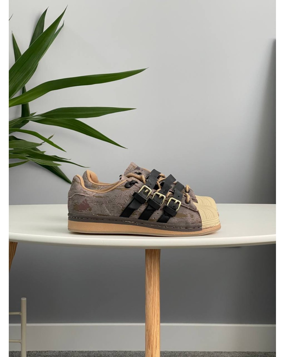Adidas Superstar Rabbit Hole