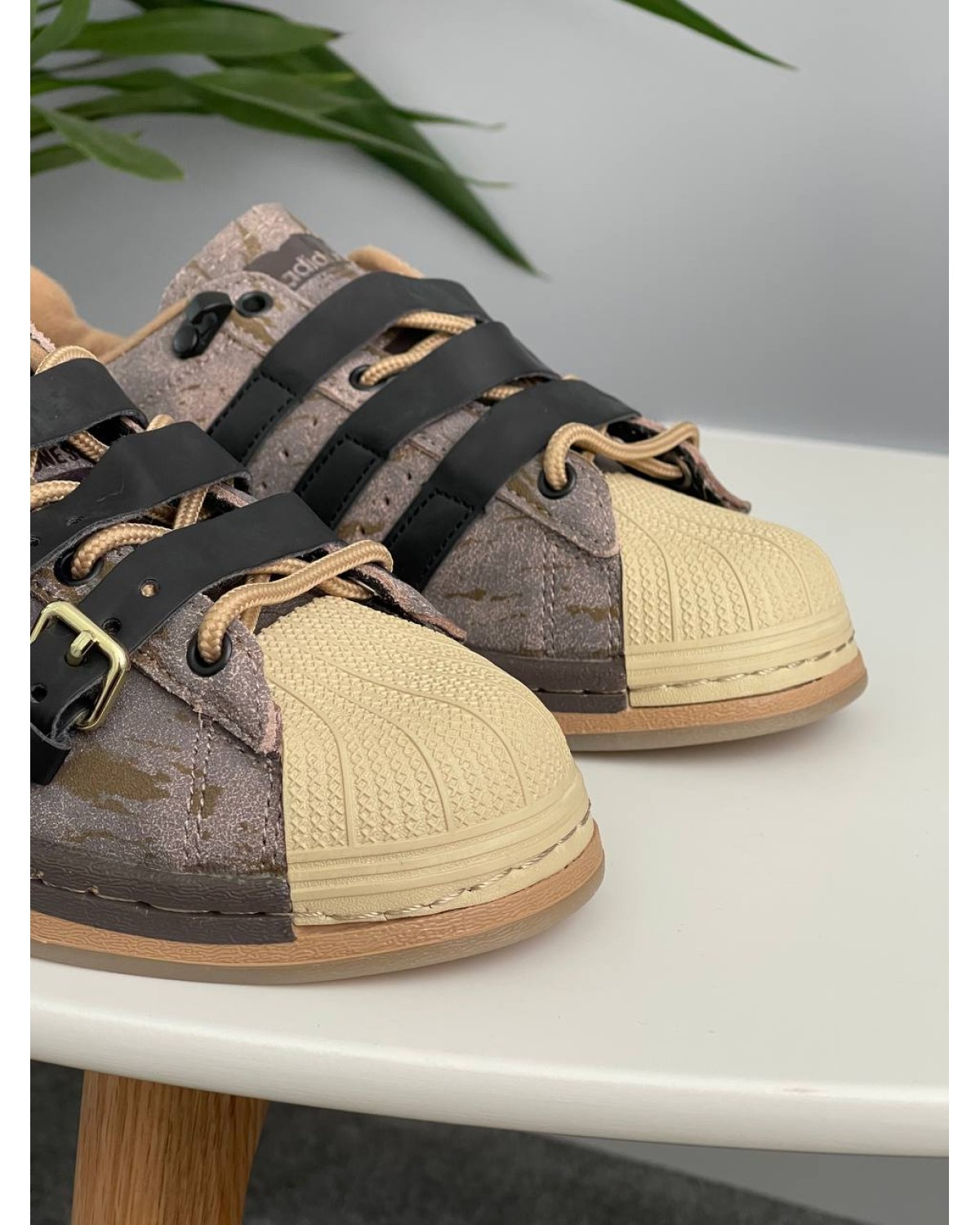 Adidas Superstar Rabbit Hole