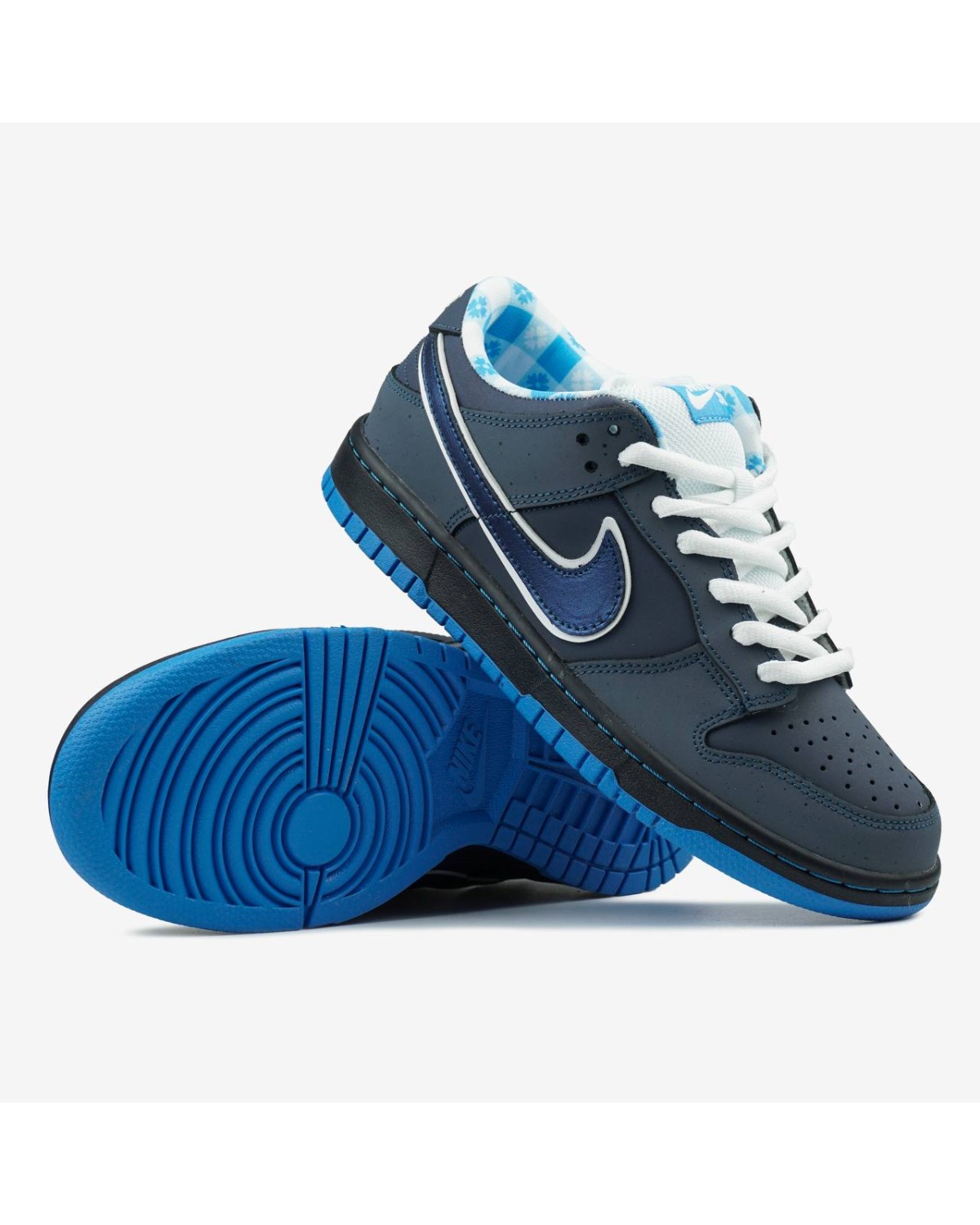 Nike SB Dunk Low Blue Lobster