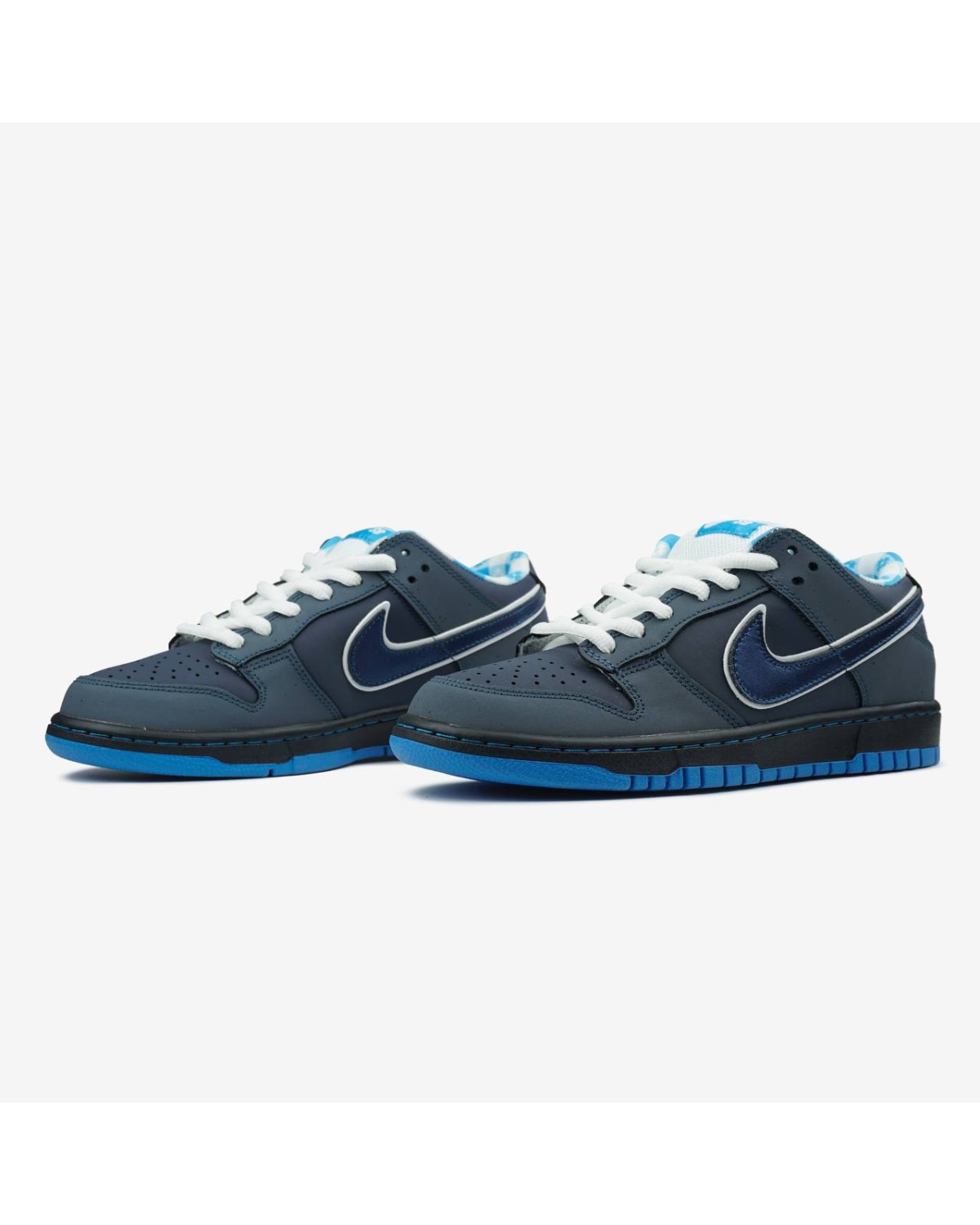 Nike SB Dunk Low Blue Lobster