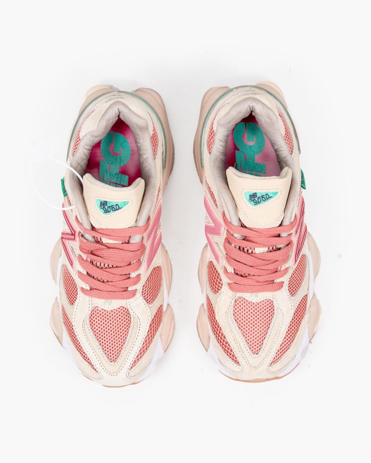 New Balance 9060 Pink
