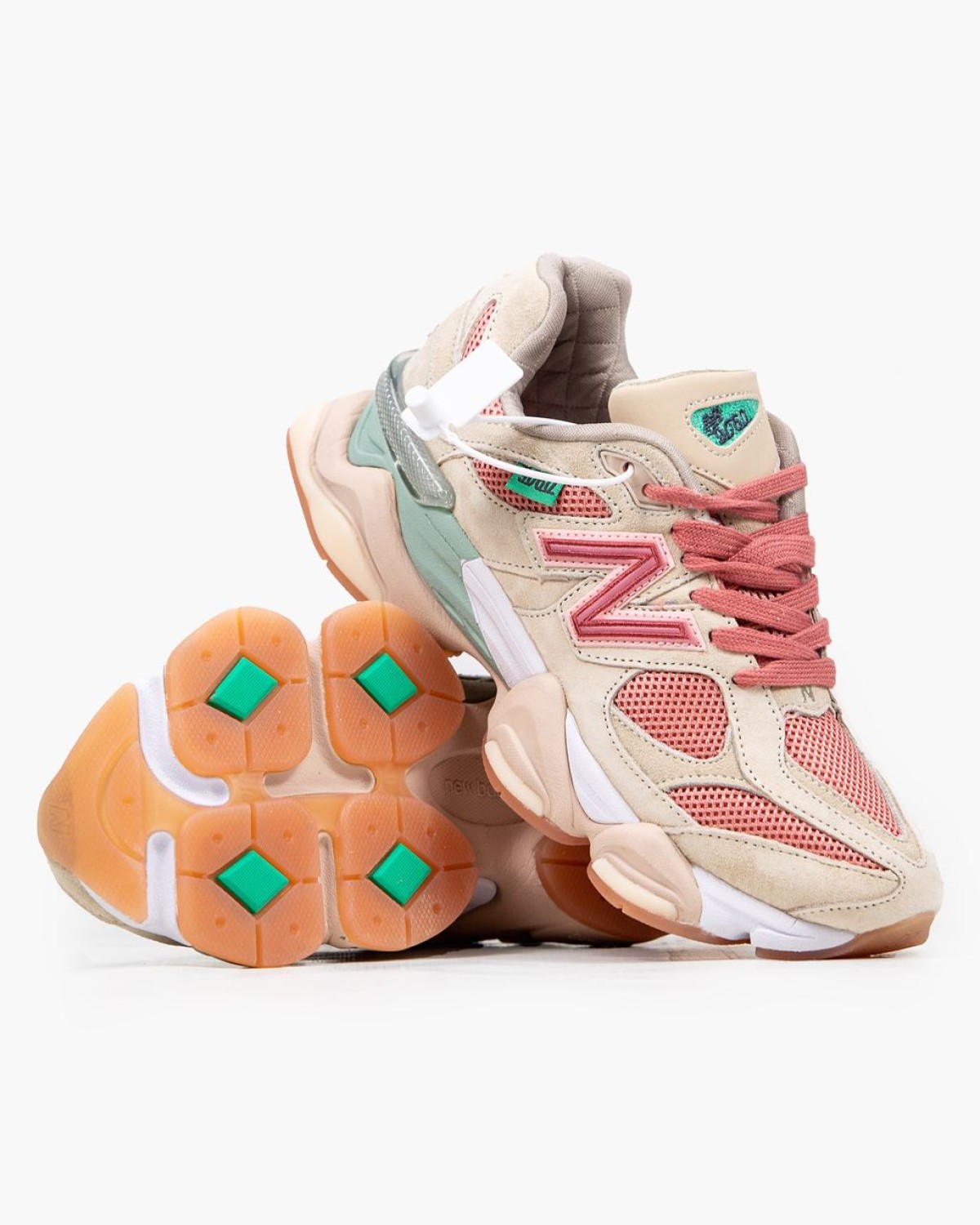 New Balance 9060 Pink