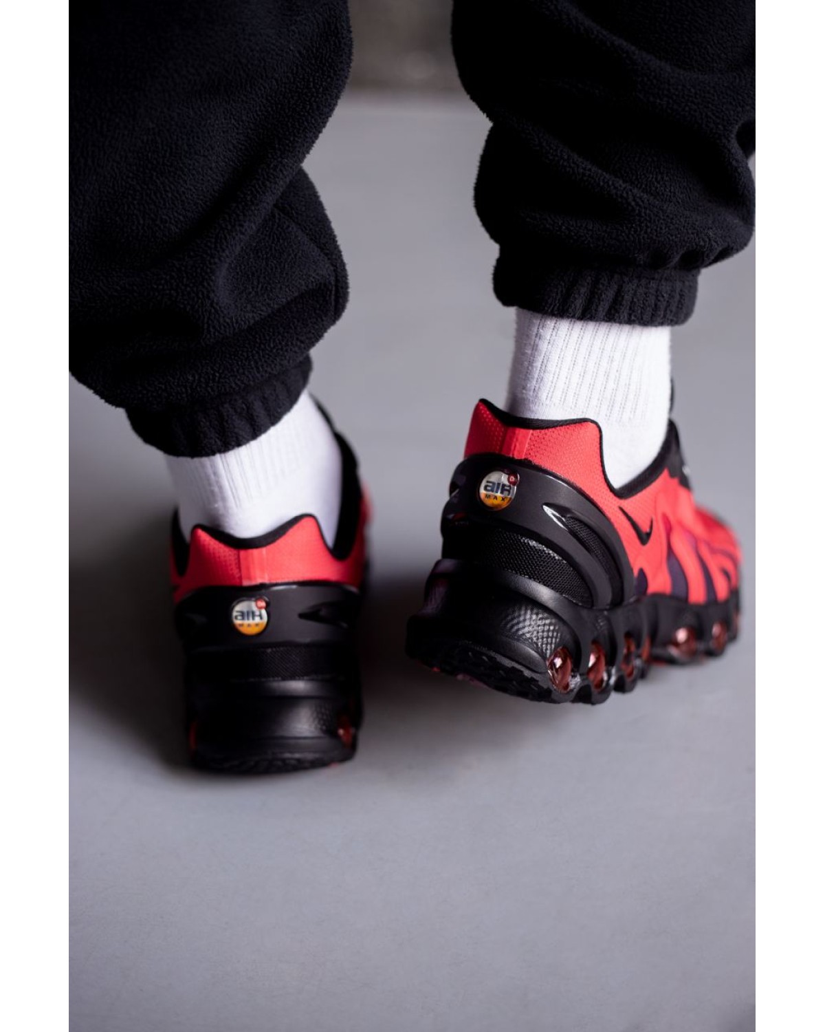 Nike Air Max DN 8 Red/Black