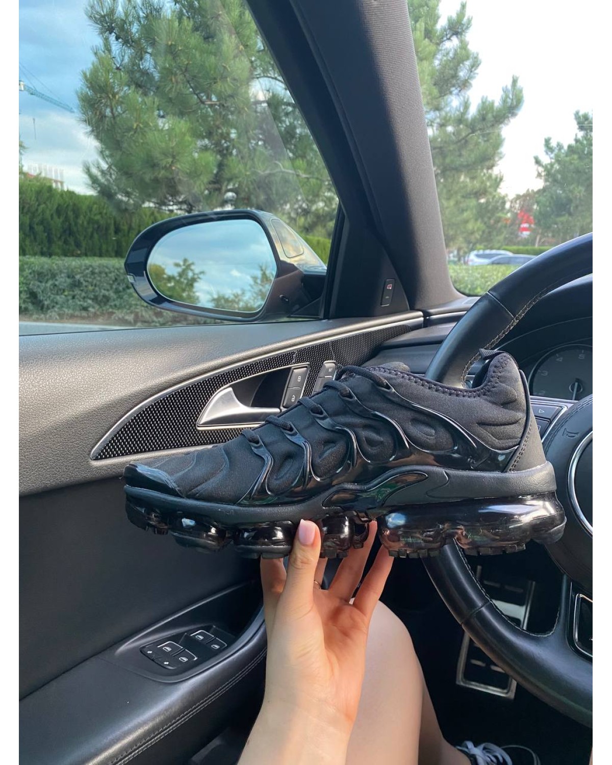 Nike Air VaporMax Plus Triple Black