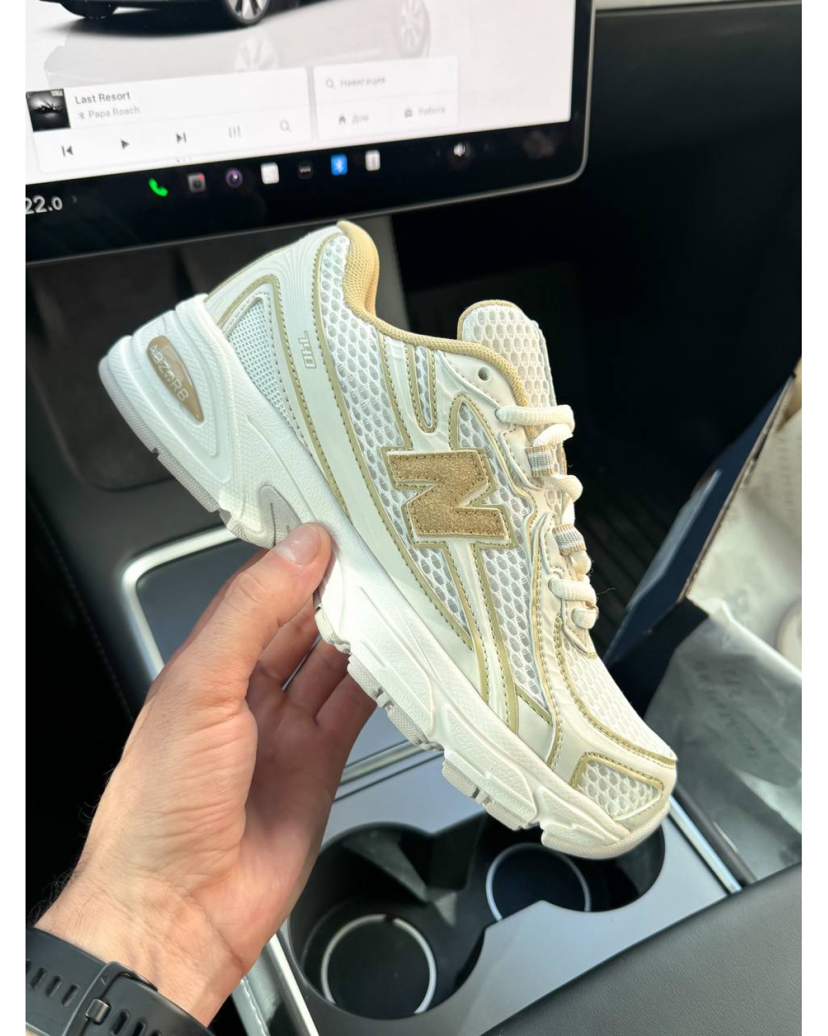 New Balance 740 White/Yellow