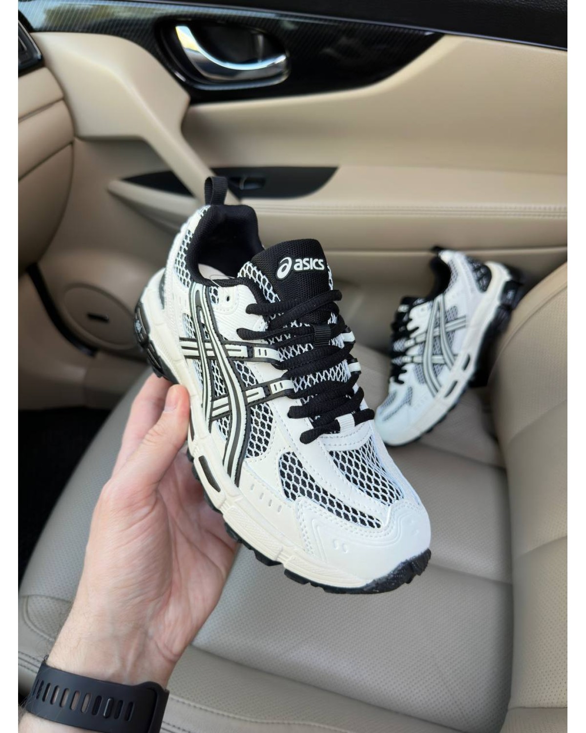 Asics Gel Kahana 8 SP Light Beige Black