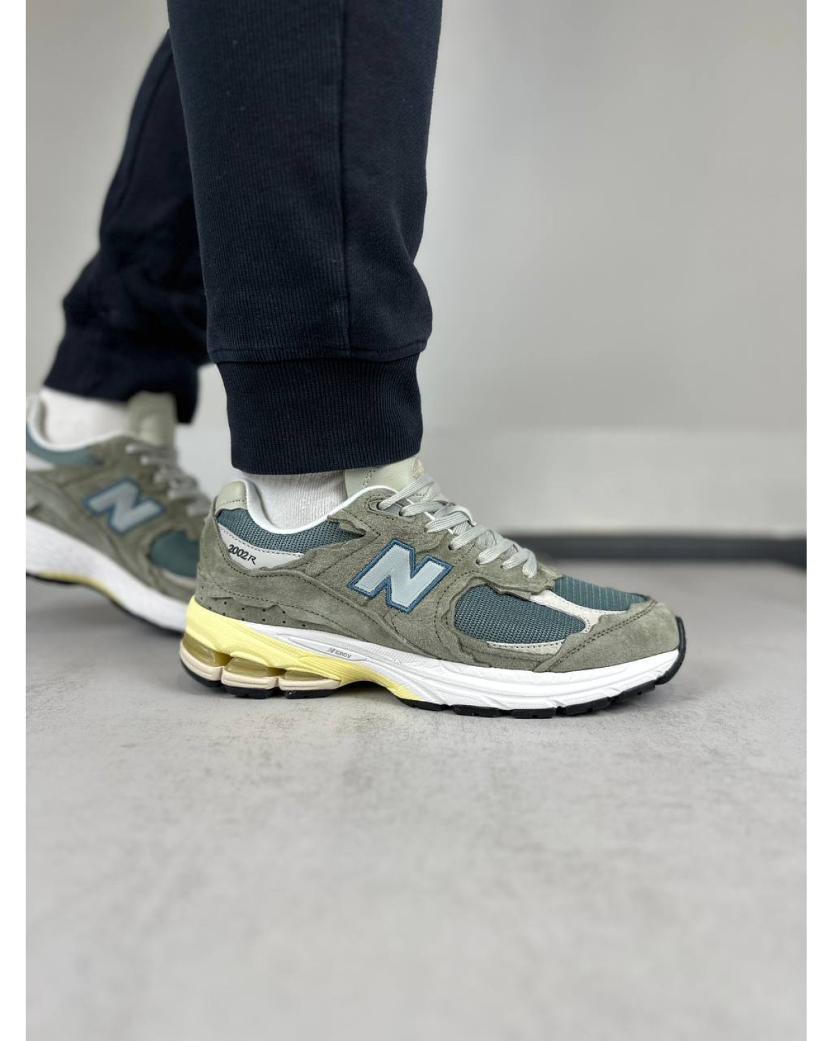 New Balance 2002R Protection Pack Mirage Grey