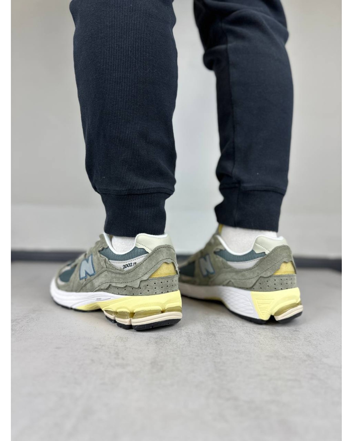 New Balance 2002R Protection Pack Mirage Grey
