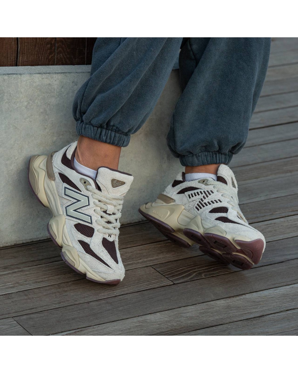 New Balance 9060 Beige Brown