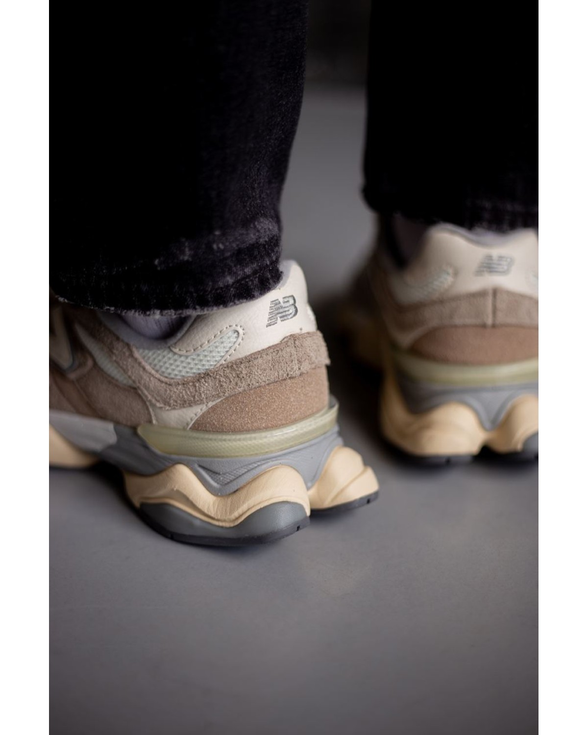 New Balance 9060 Driftwood