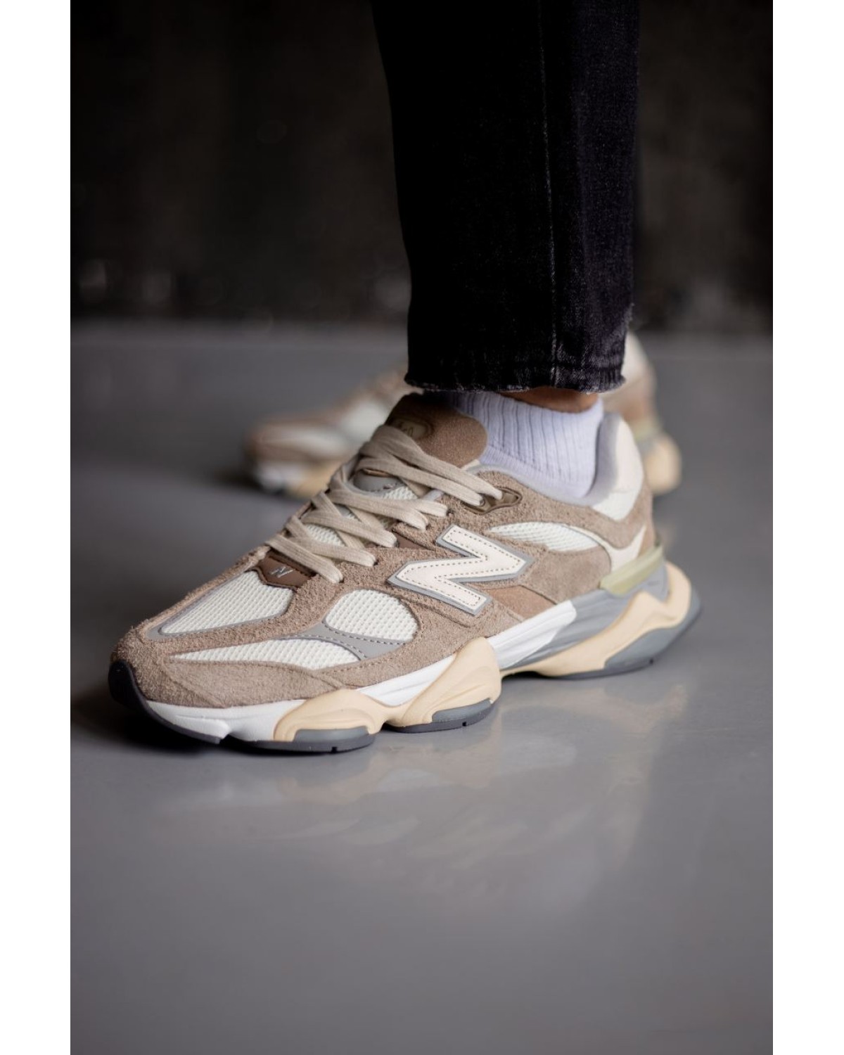 New Balance 9060 Driftwood