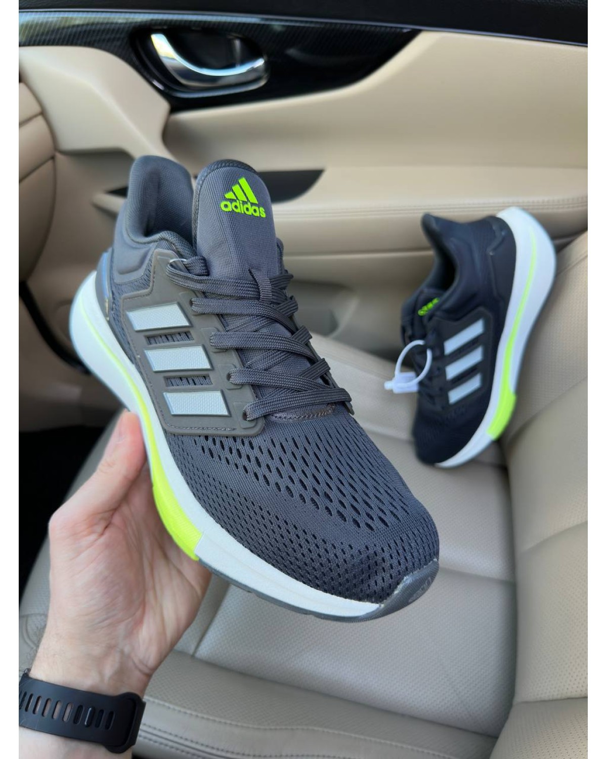 Adidas EQ21 Run Dark Grey White Yellow