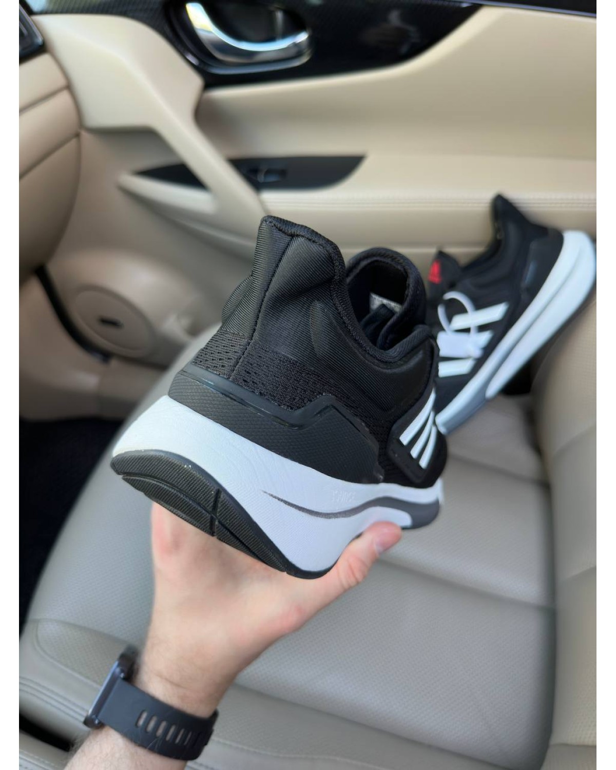Adidas EQ21 Run Black White