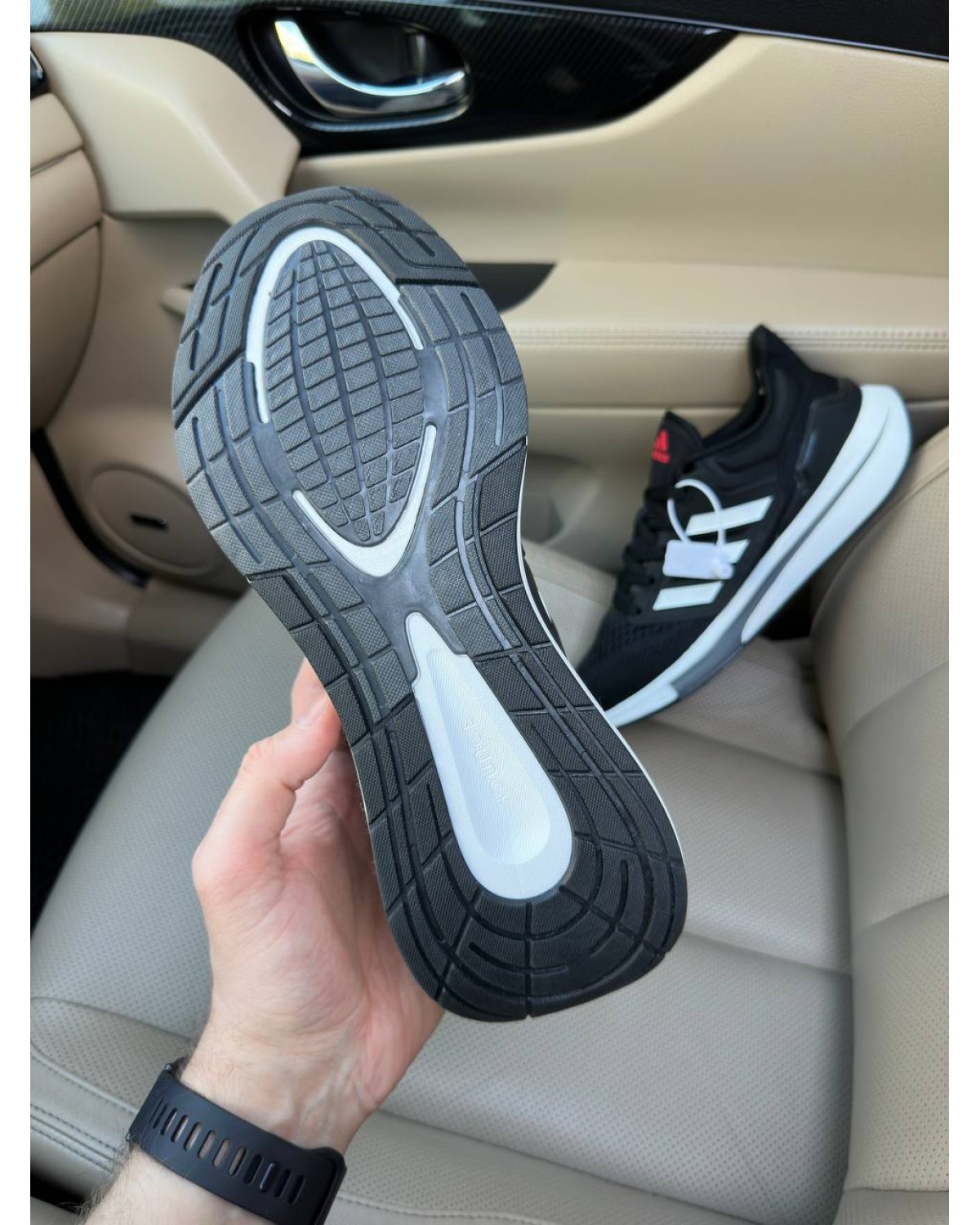 Adidas EQ21 Run Black White