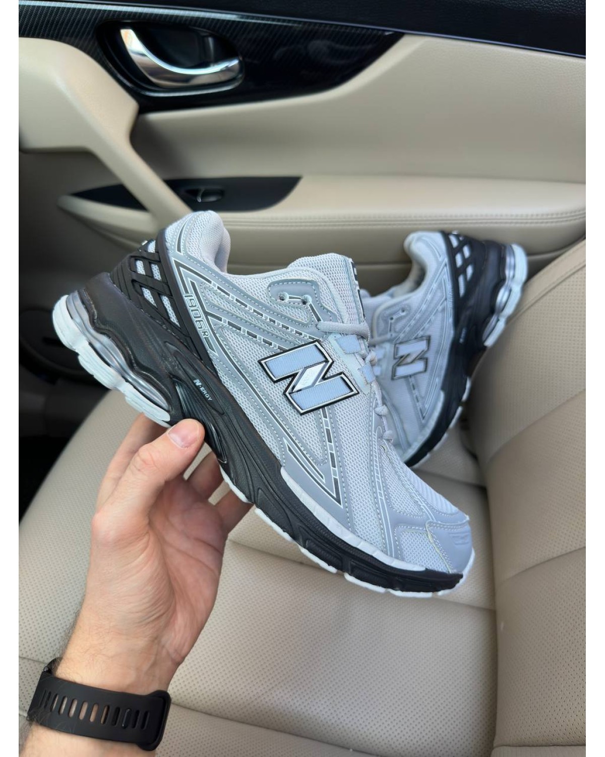 New Balance 1906R Grey Black