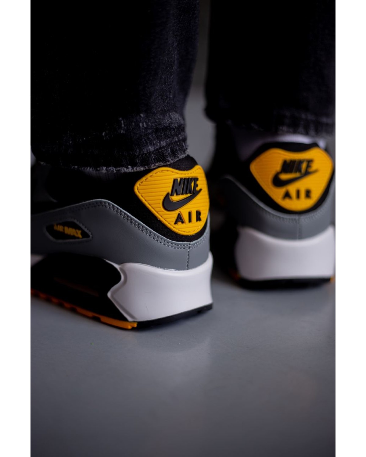 Nike Air Max 90 Classic Batman